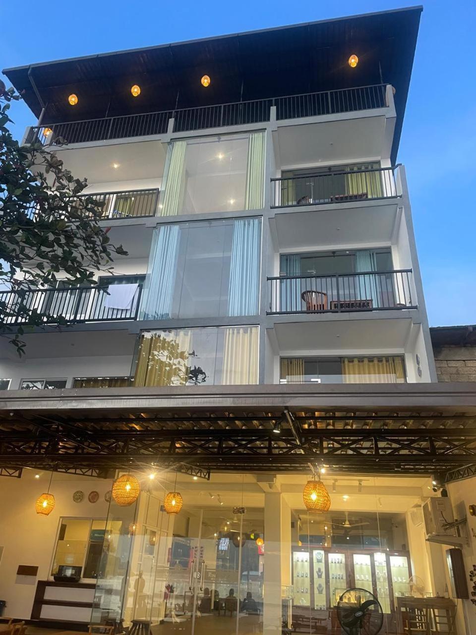 Kings Bay Beach Resort กอลล์ ภายนอก รูปภาพ