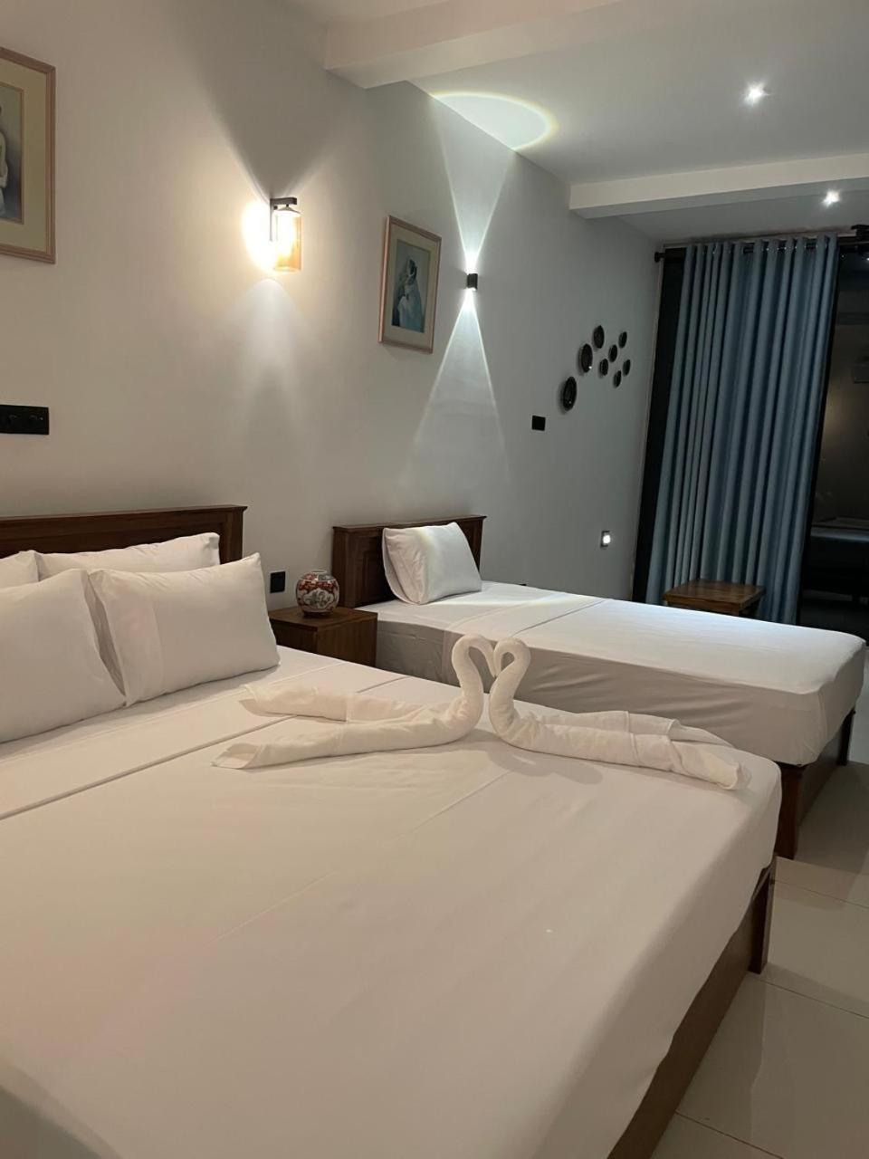 Kings Bay Beach Resort กอลล์ ภายนอก รูปภาพ